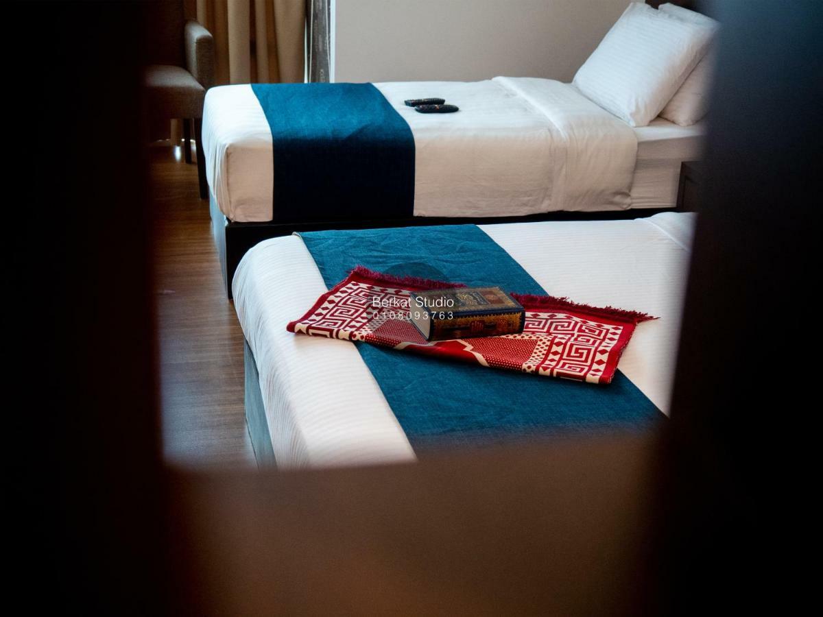 Berkat Studio Hotel Kota Bharu Esterno foto
